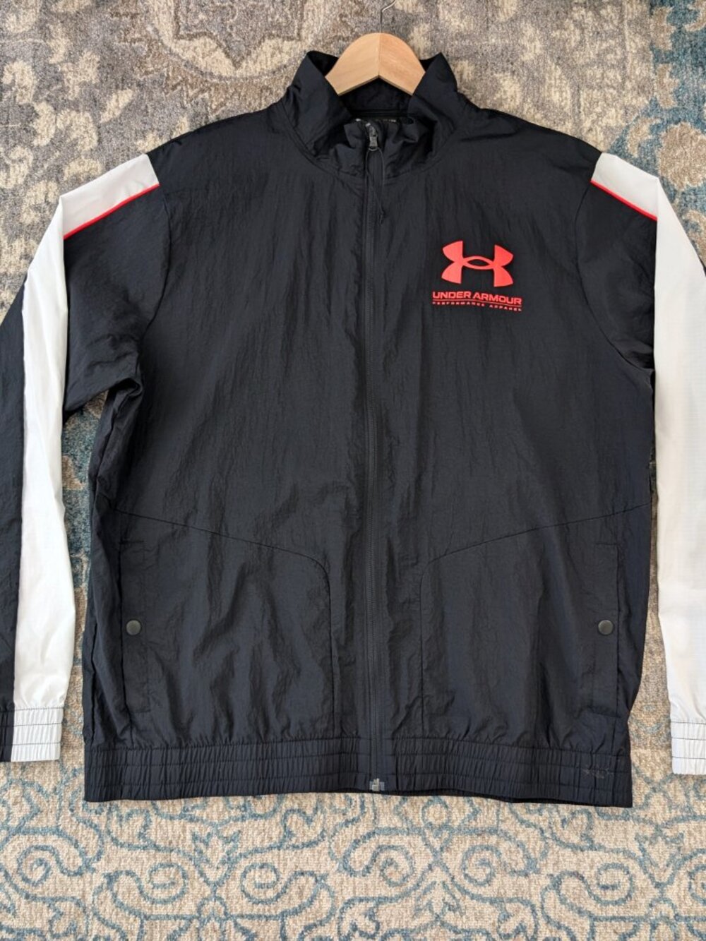UNDER ARMOUR Jacket Men's XL Celliant Windbreaker Black White Red Full Zip Logo